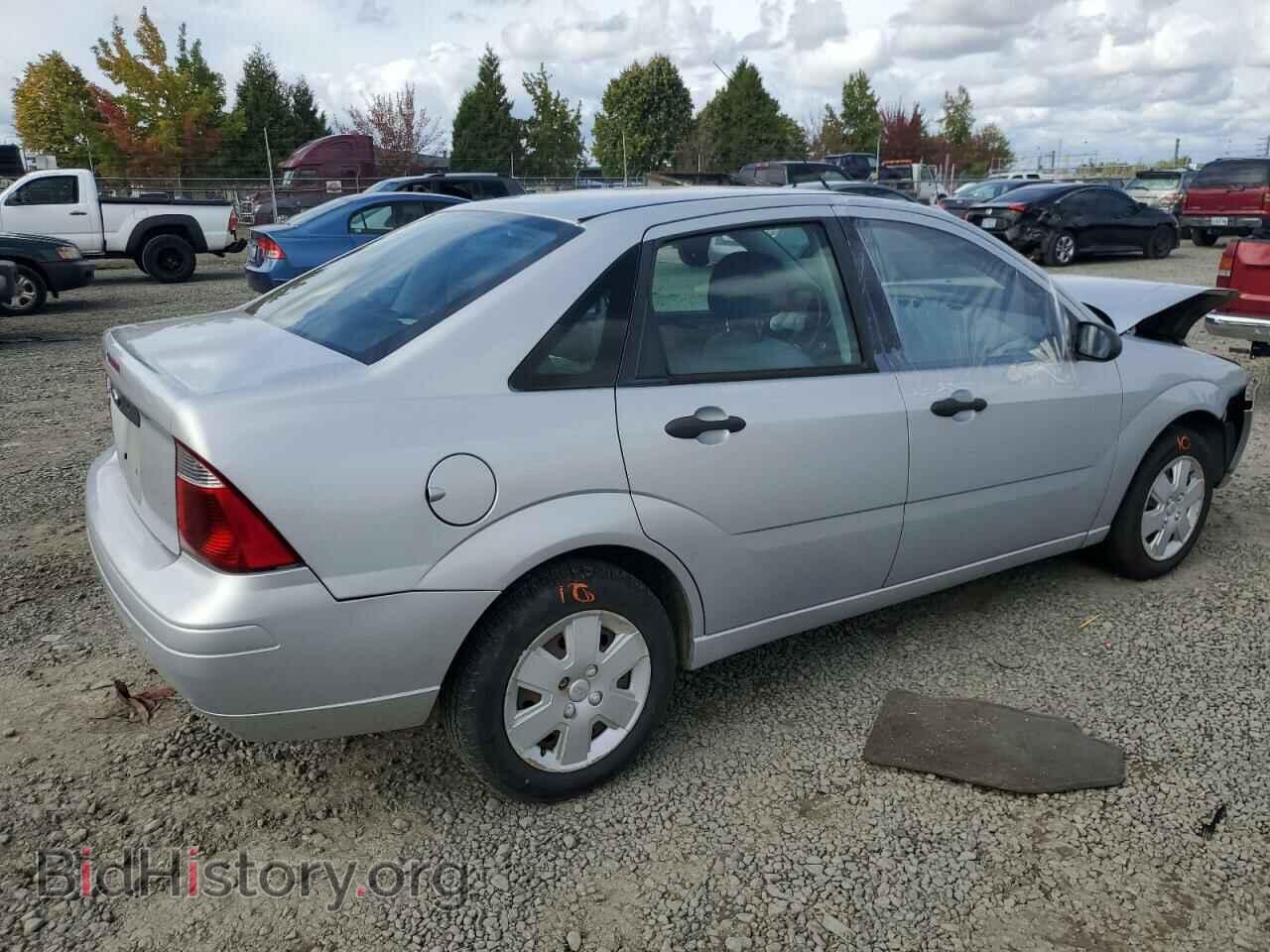 2007 FORD FOCUS - VIN: 1FAHP34N77W139366 - Фото 3