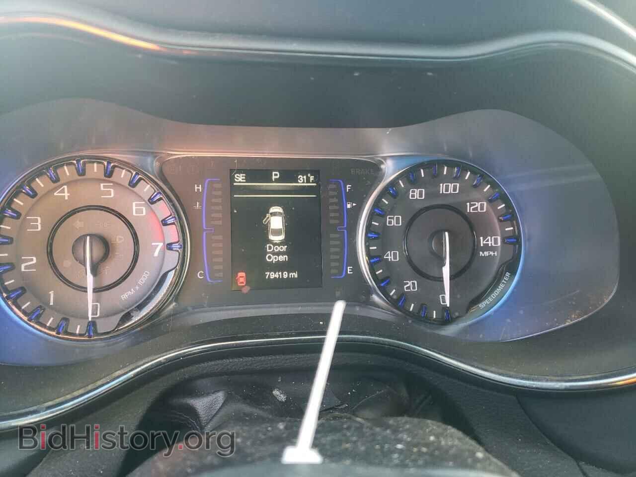 2015 CHRYSLER 200 - VIN: 1C3CCCBB7FN642218 - Фото 9