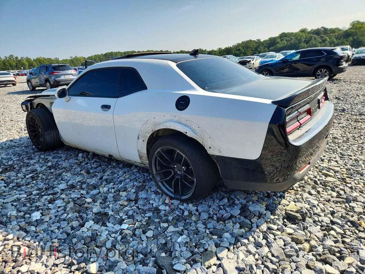 2019 DODGE CHALLENGER - VIN: 2C3CDZL99KH570601 - Photo 2