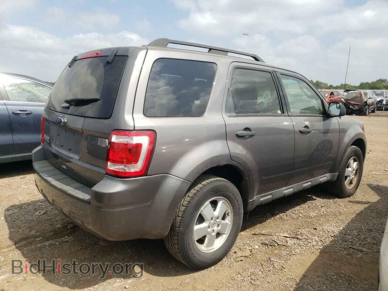 2011 FORD ESCAPE - VIN: 1FMCU0D74BKB89442 - Фото 3