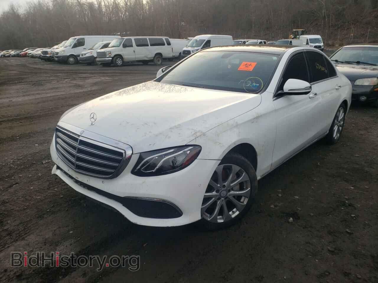 2017 MERCEDES-BENZ E-CLASS - VIN: WDDZF4KB2HA071675 - Фото 2