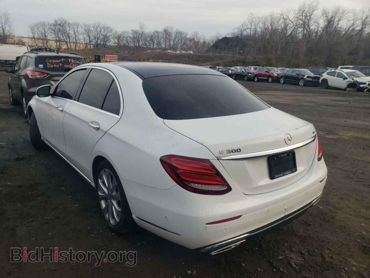 2017 MERCEDES-BENZ E-CLASS - VIN: WDDZF4KB2HA071675 - Фото 3