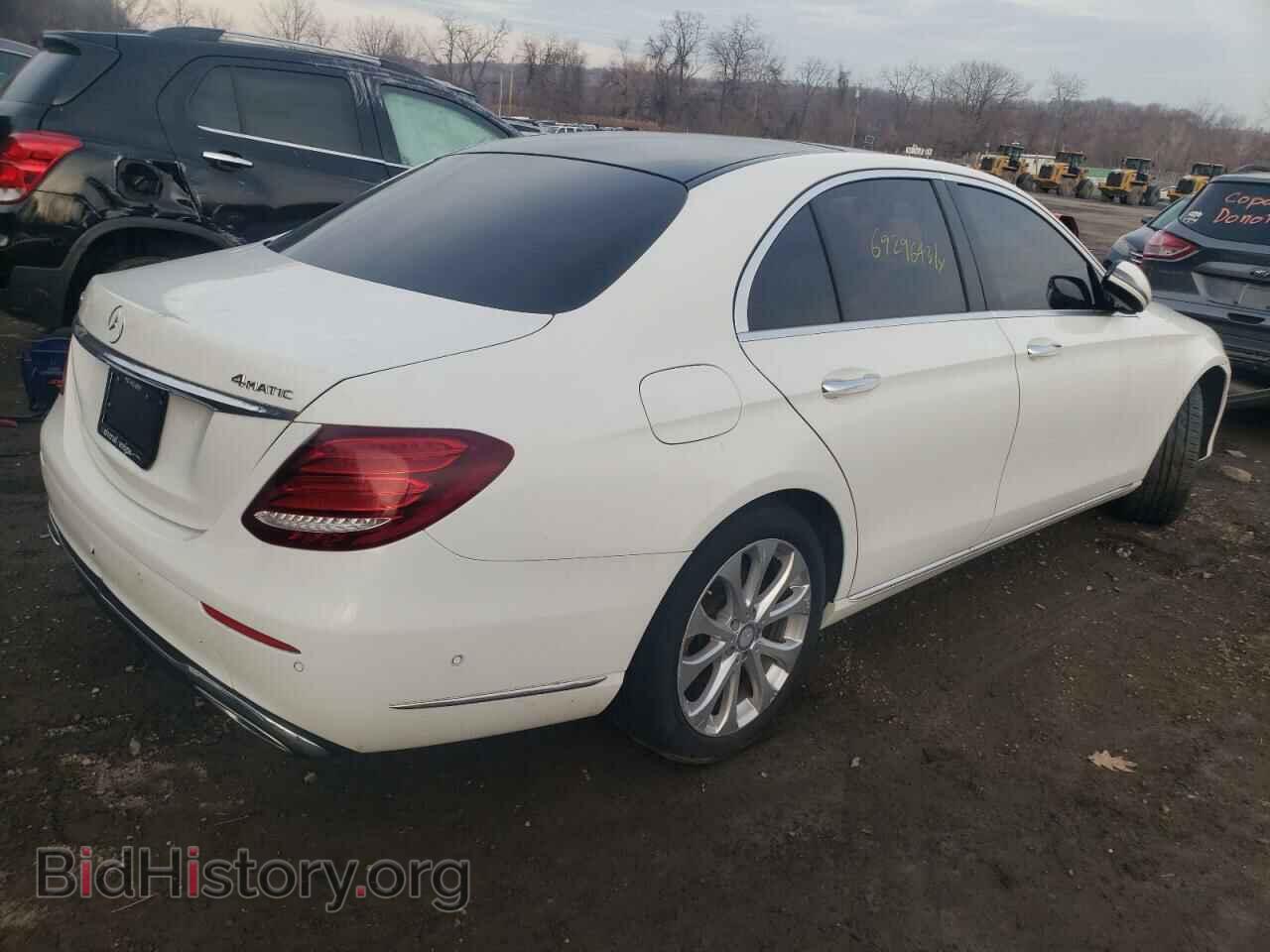 2017 MERCEDES-BENZ E-CLASS - VIN: WDDZF4KB2HA071675 - Фото 4