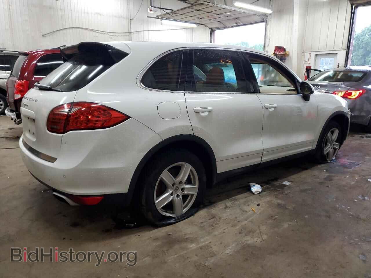 2013 PORSCHE CAYENNE - VIN: WP1AA2A27DLA19337 - Фото 3