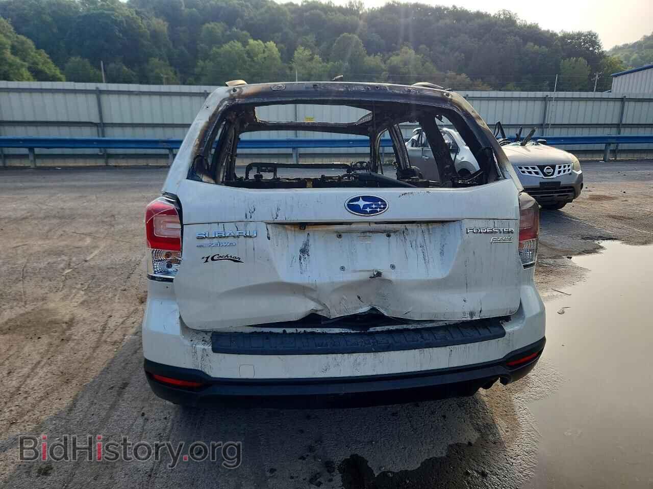2017 SUBARU FORESTER - VIN: JF2SJAEC8HH505331 - Фото 6