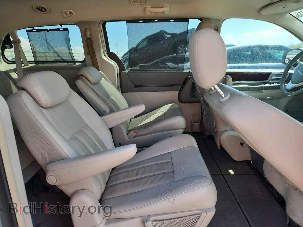 2010 CHRYSLER MINIVAN - VIN: 2A4RR5DX4AR207090 - Фото 11