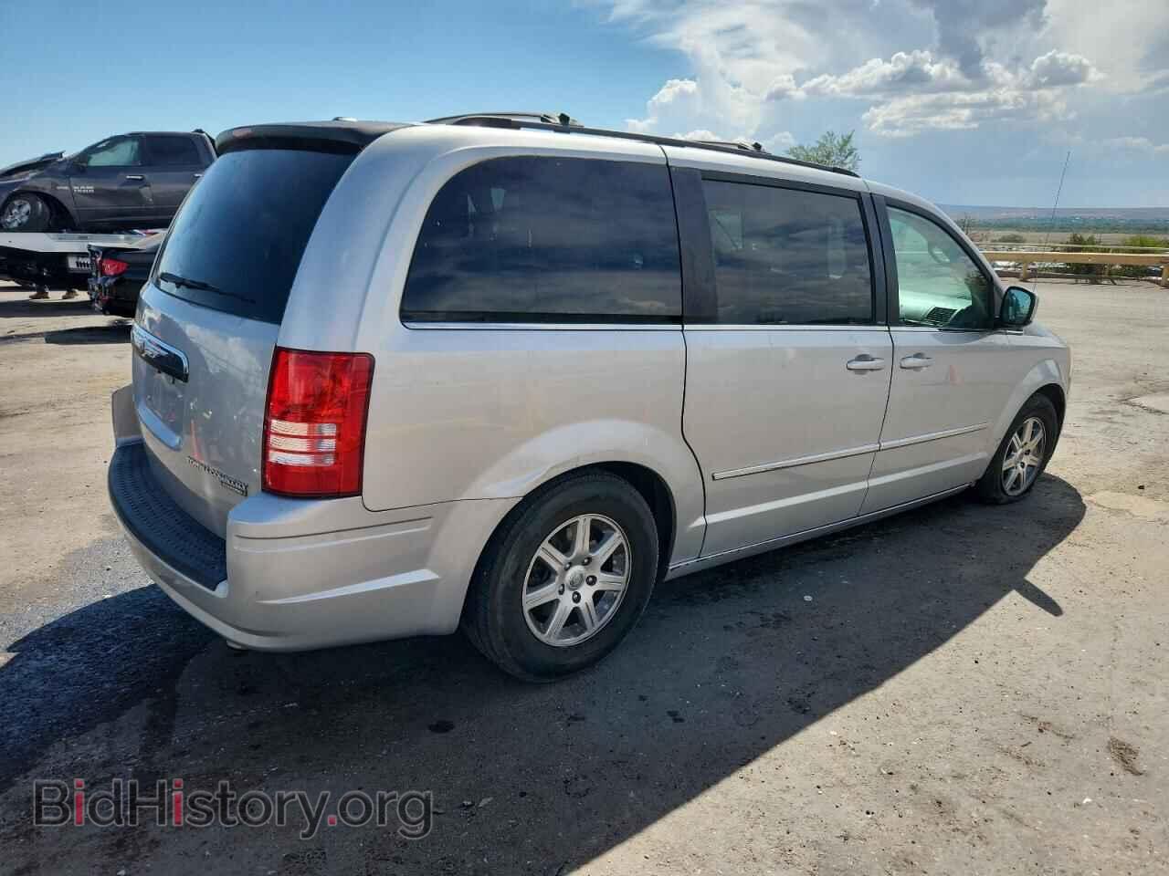 2010 CHRYSLER MINIVAN - VIN: 2A4RR5DX4AR207090 - Фото 3