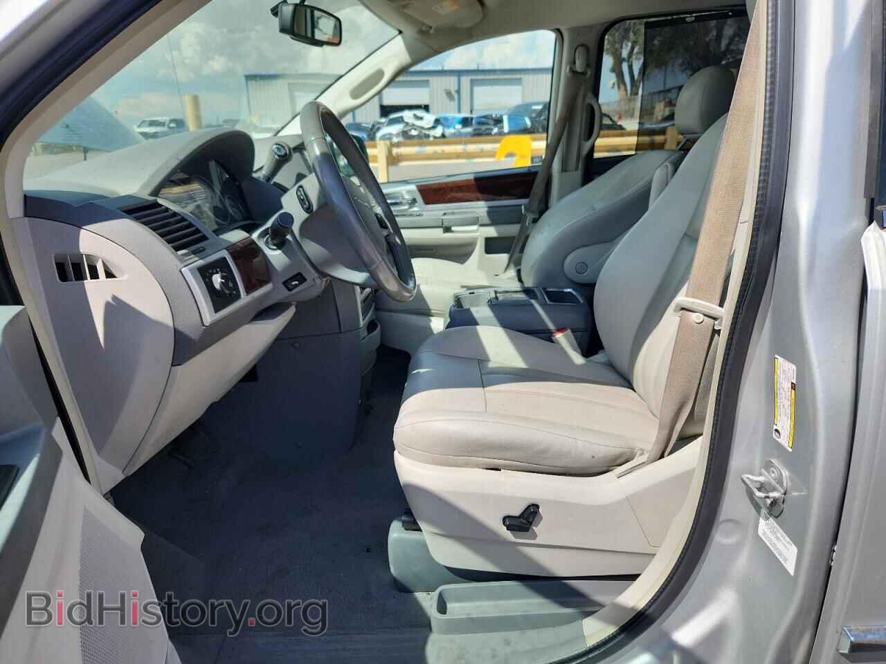 2010 CHRYSLER MINIVAN - VIN: 2A4RR5DX4AR207090 - Фото 7