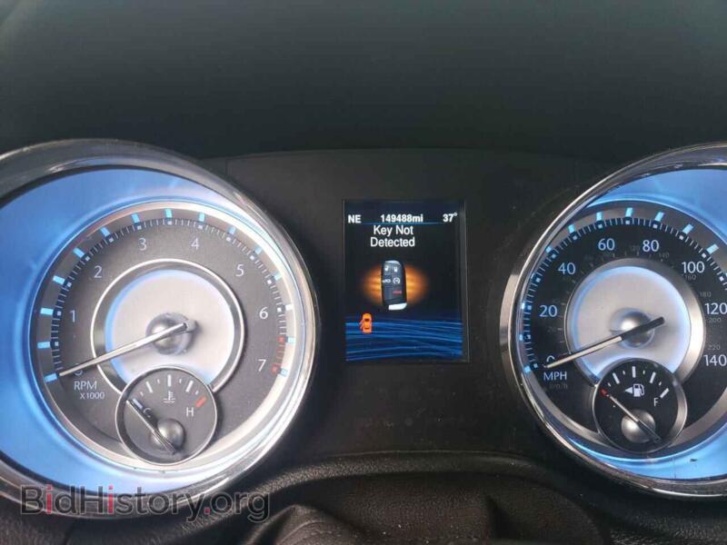 2014 Chrysler 300 (VIN 2C3CCAAG8EH288993) — фото 9 из 13