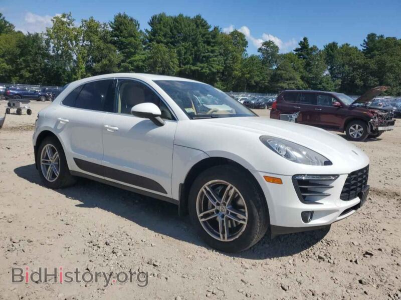 2016 Porsche MACAN (VIN WP1AB2A52GLB44564) — photo 4 of 13