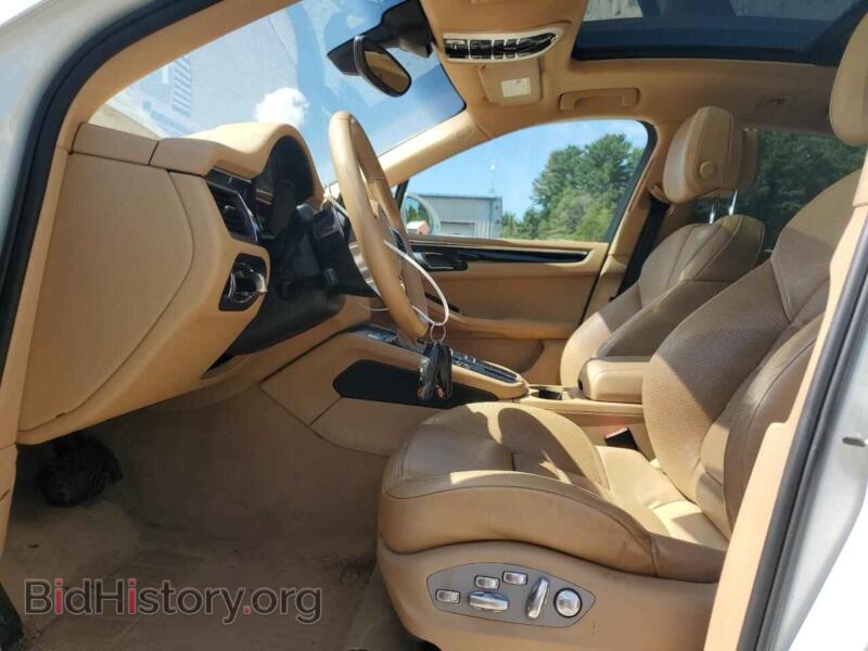 2016 Porsche MACAN (VIN WP1AB2A52GLB44564) — photo 7 of 13