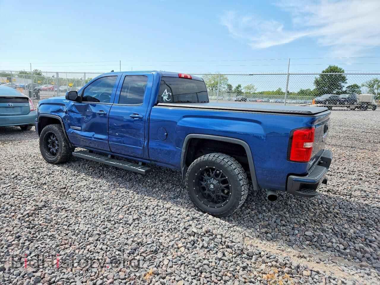 2017 GMC SIERRA - VIN: 1GTV2LEC0HZ136558 - Photo 2
