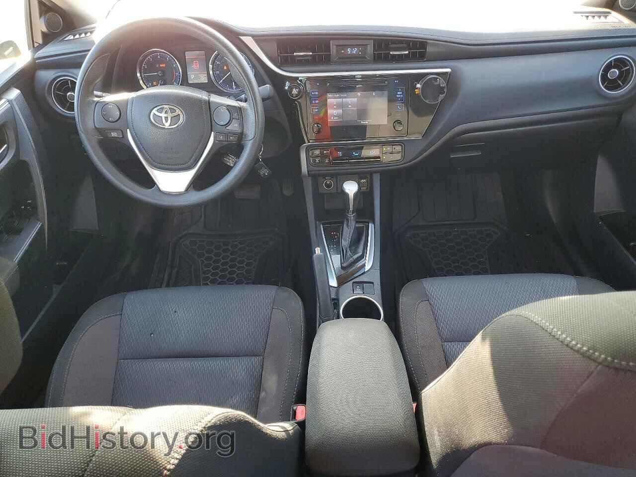 2017 TOYOTA COROLLA - VIN: 2T1BURHE2HC827890 - Фото 8