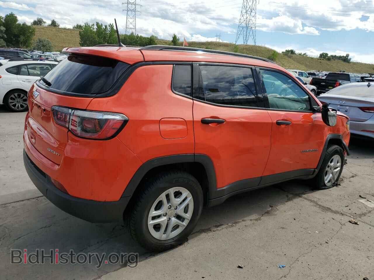 2018 JEEP COMPASS - VIN: 3C4NJDAB4JT479909 - Фото 3