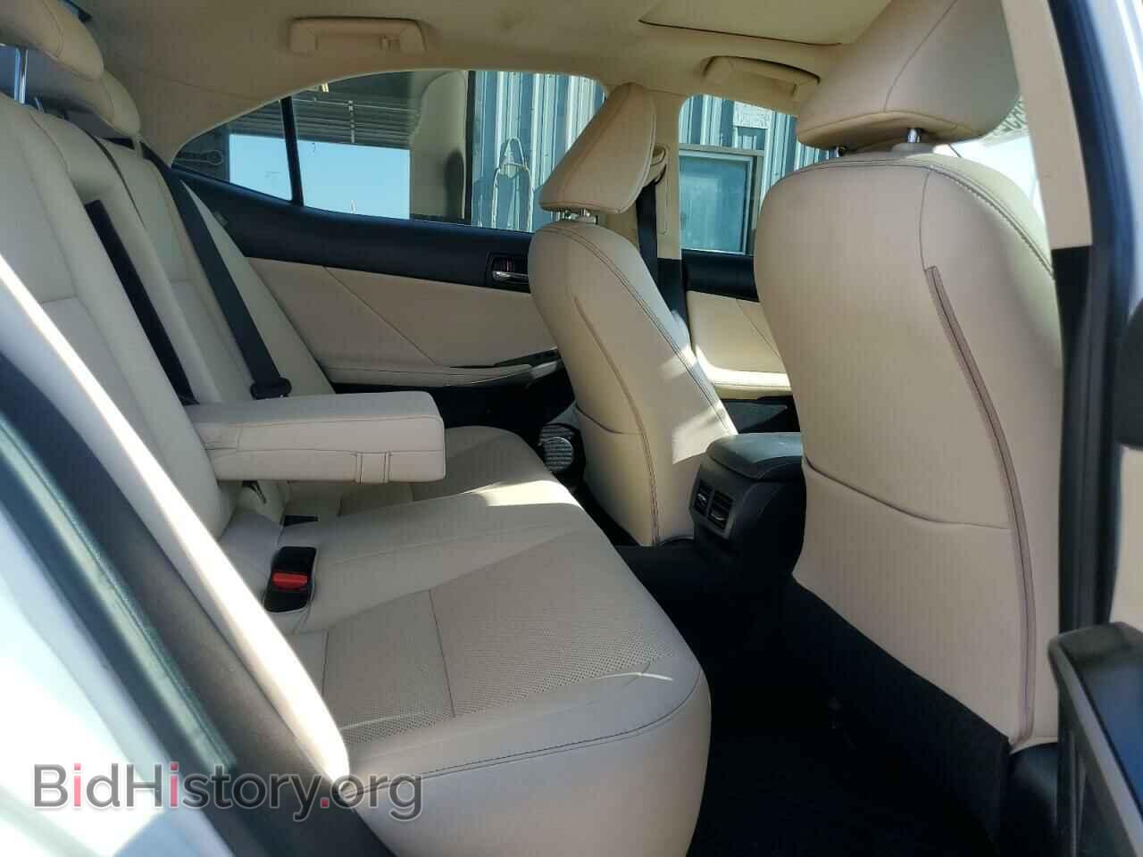 2014 LEXUS IS - VIN: JTHCE1D20E5000735 - Photo 10