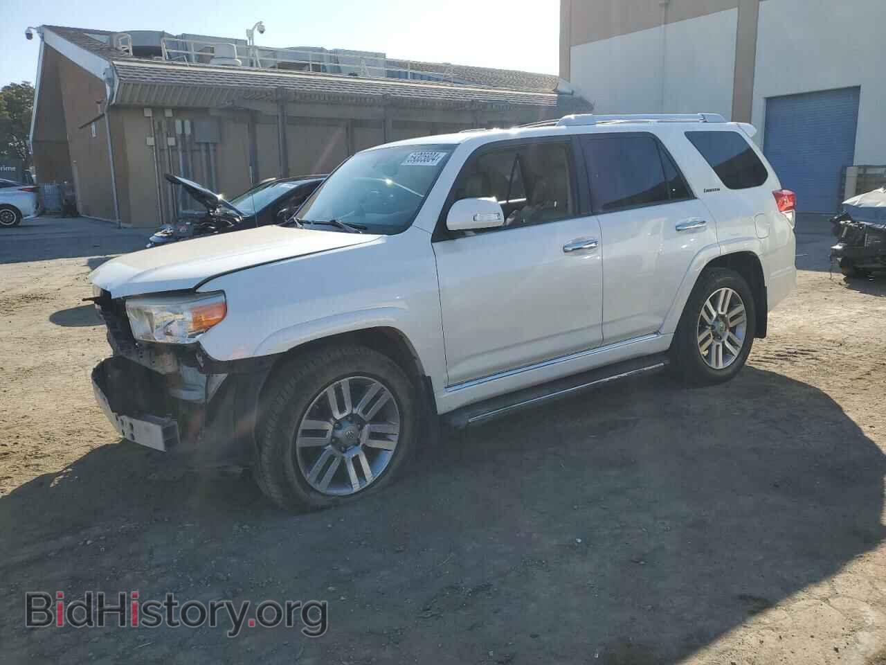 Фотография JTEBU5JR4D5126521 - TOYOTA 4RUNNER 2013