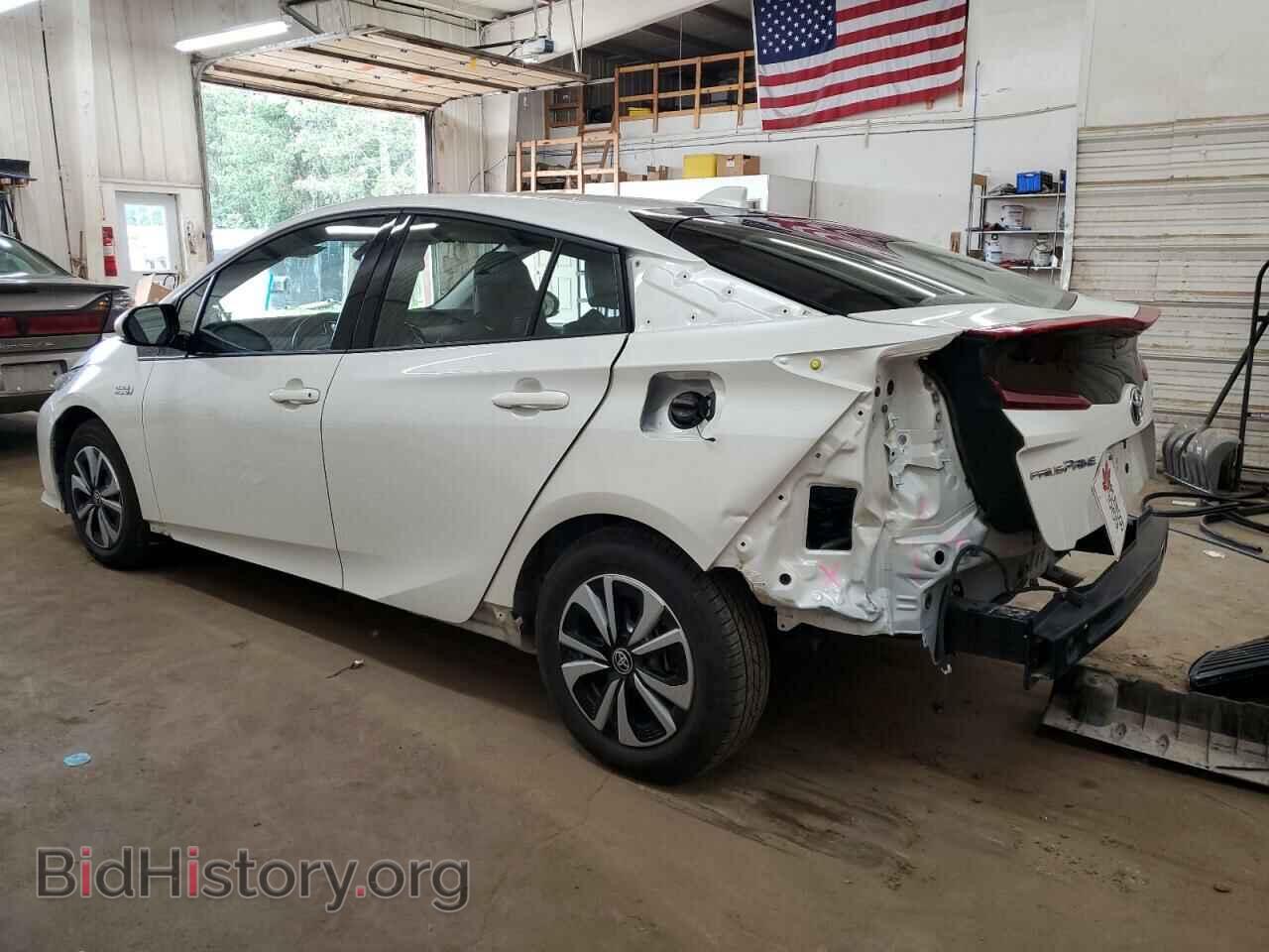 2019 TOYOTA PRIUS - VIN: JTDKARFP2K3110869 - Фото 2