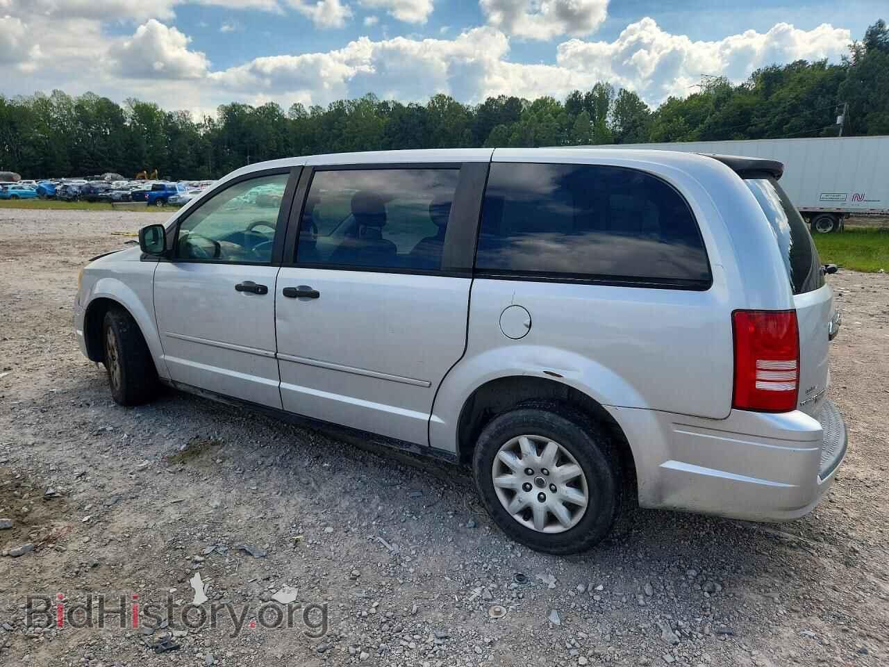 2008 CHRYSLER MINIVAN - VIN: 2A8HR44H68R743398 - Photo 2