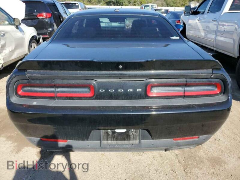 2015 Dodge CHALLENGER (VIN 2C3CDZAT0FH814530) — photo 6 of 12