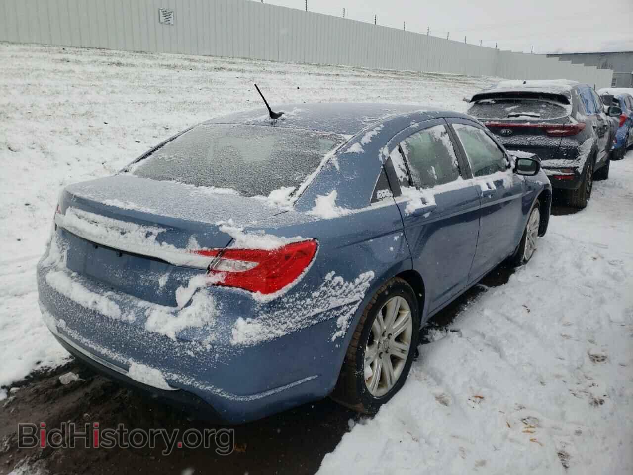 2011 CHRYSLER 200 - VIN: 1C3BC1FB3BN603291 - Фото 4