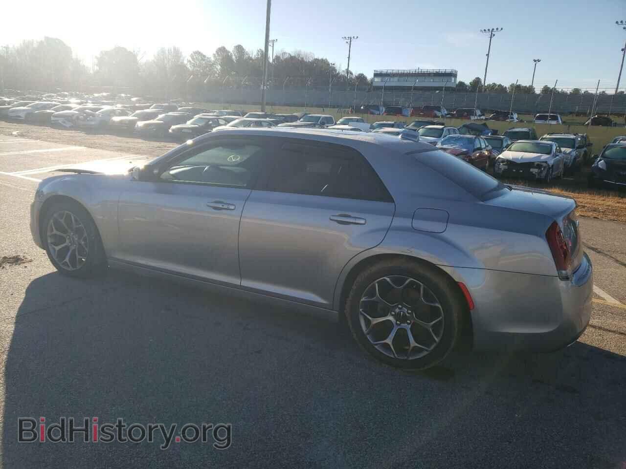 2015 CHRYSLER 300 - VIN: 2C3CCABG1FH756076 - Фото 2