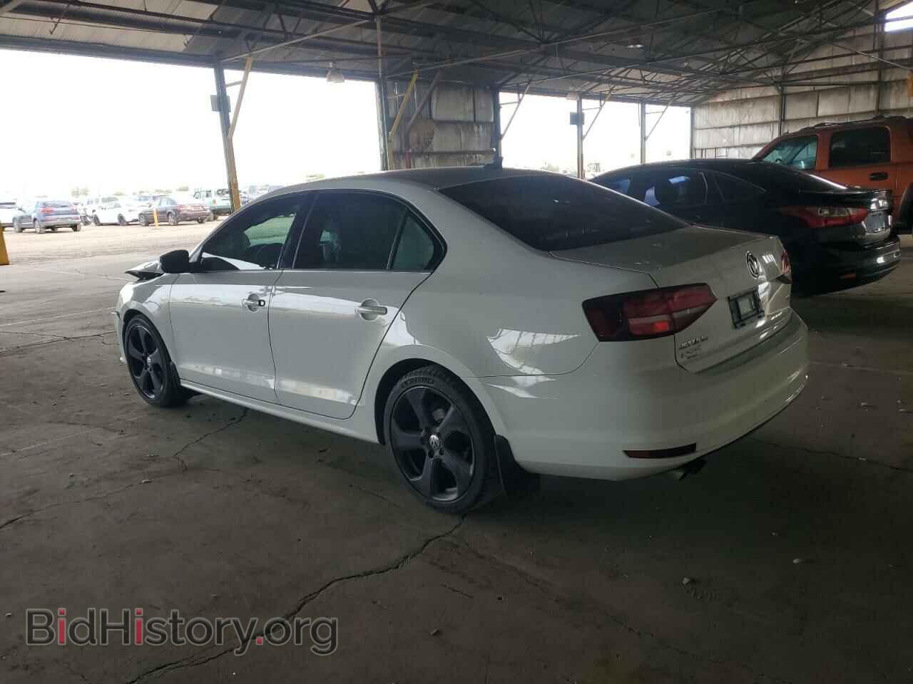2017 VOLKSWAGEN JETTA - VIN: 3VWDB7AJ8HM339977 - Фото 2