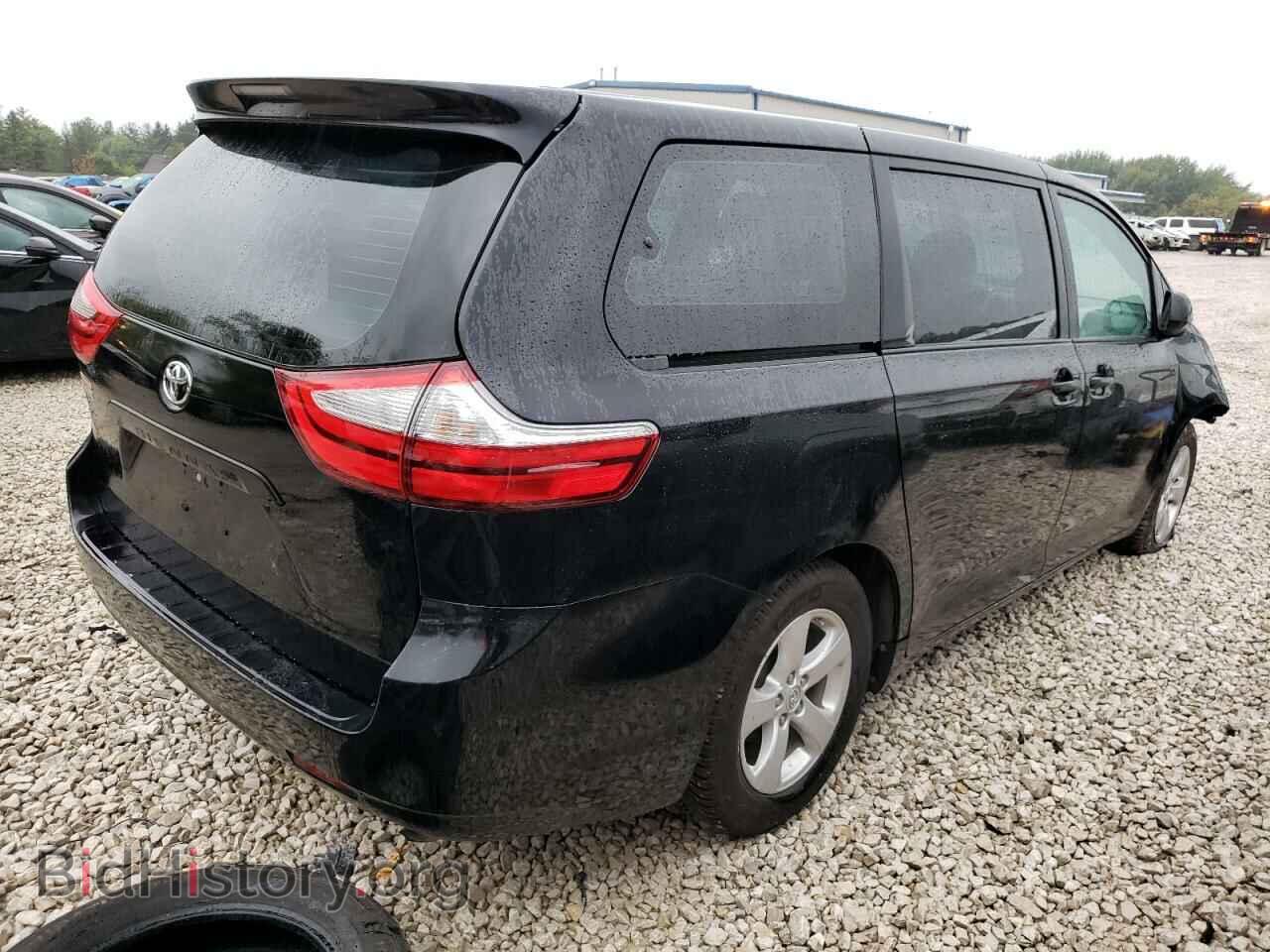 2017 TOYOTA All Models - VIN: 5TDZZ3DC8HS786982 - Фото 3