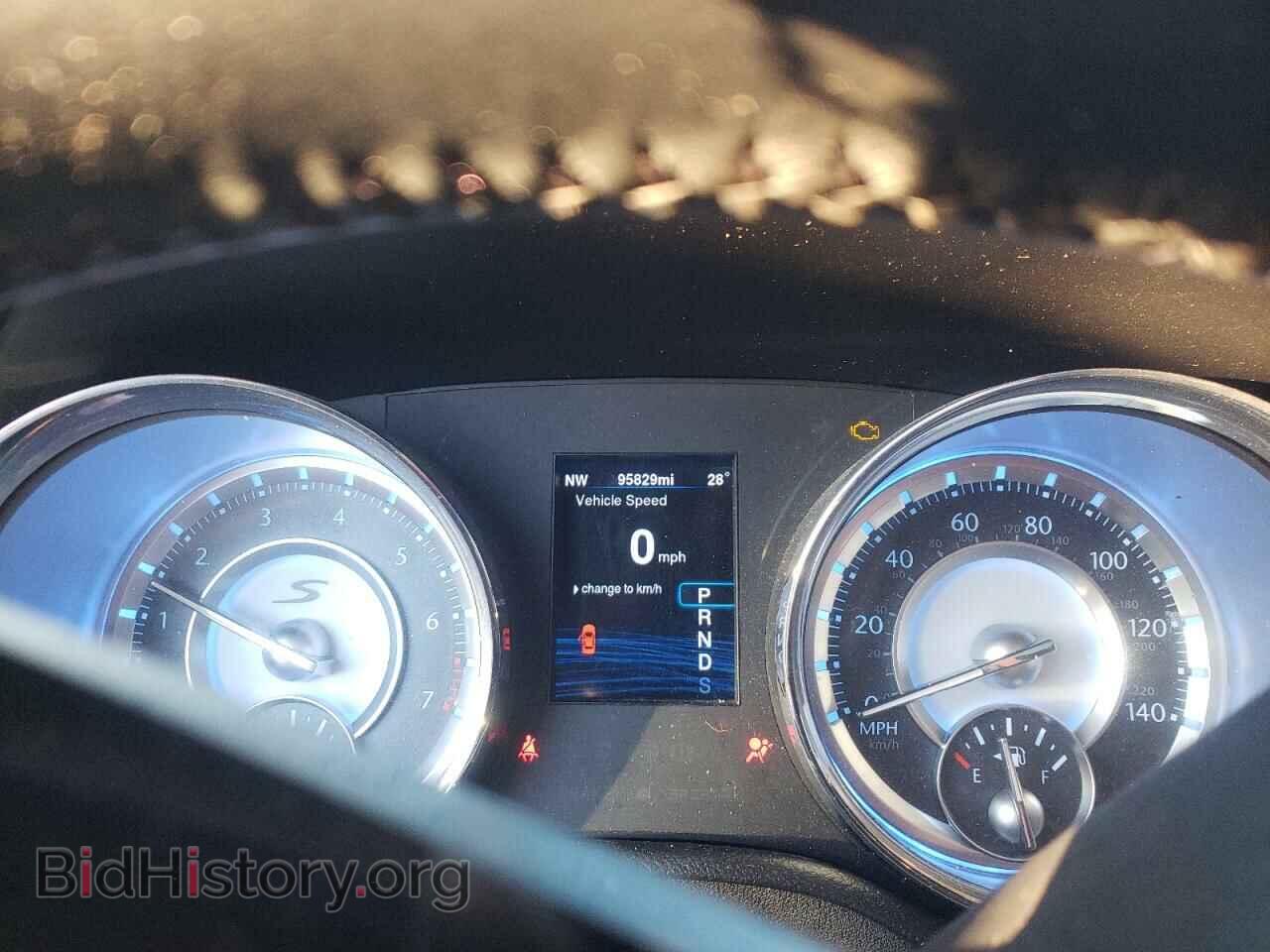 2014 CHRYSLER 300 - VIN: 2C3CCAGG4EH207012 - Фото 8