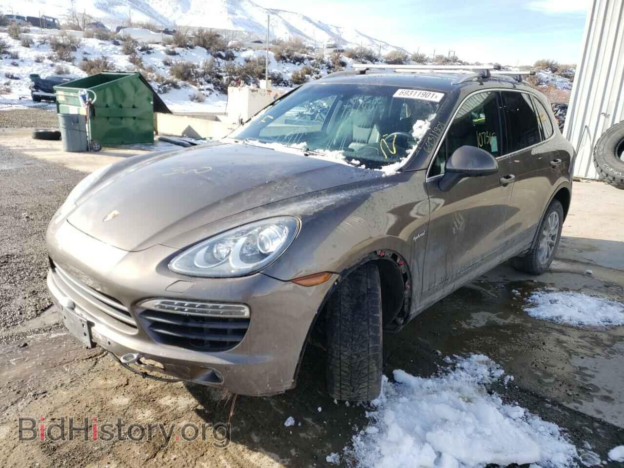 2011 PORSCHE CAYENNE - VIN: WP1AE2A26BLA91924 - Фото 2