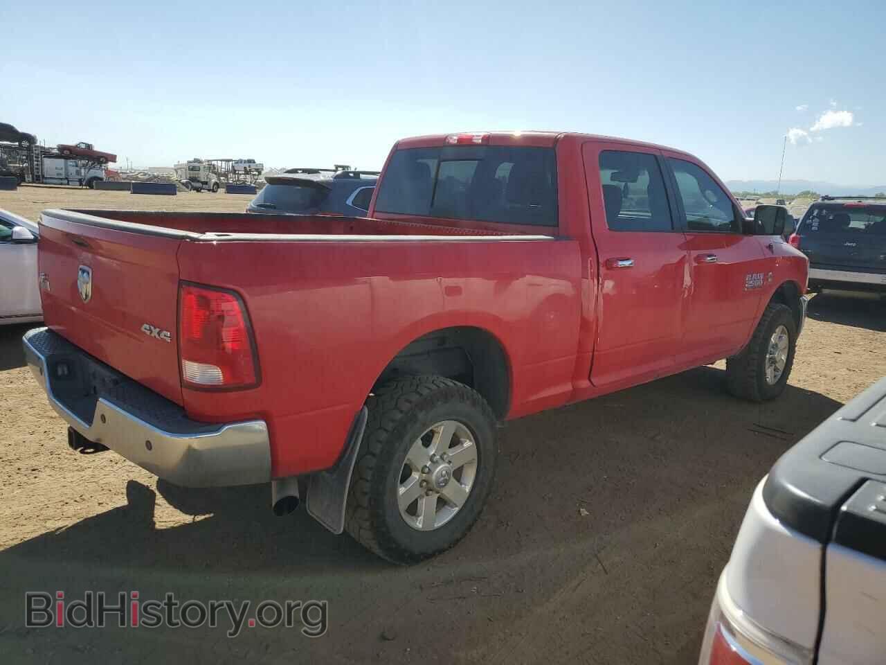 2015 RAM All Models - VIN: 3C6UR5DL1FG696016 - Photo 3