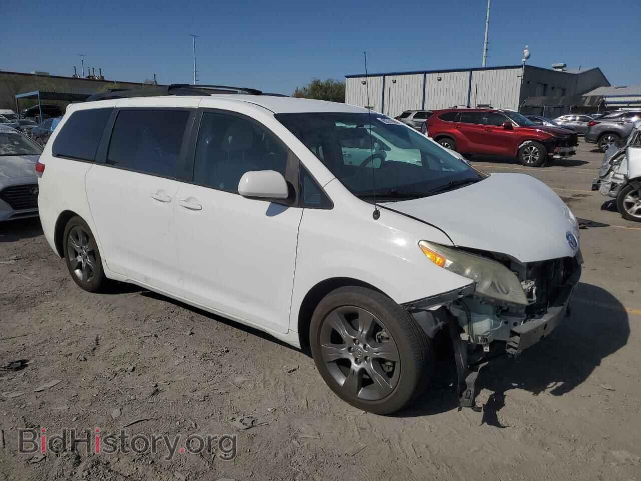 2012 TOYOTA All Models - VIN: 5TDKK3DC9CS252677 - Фото 4