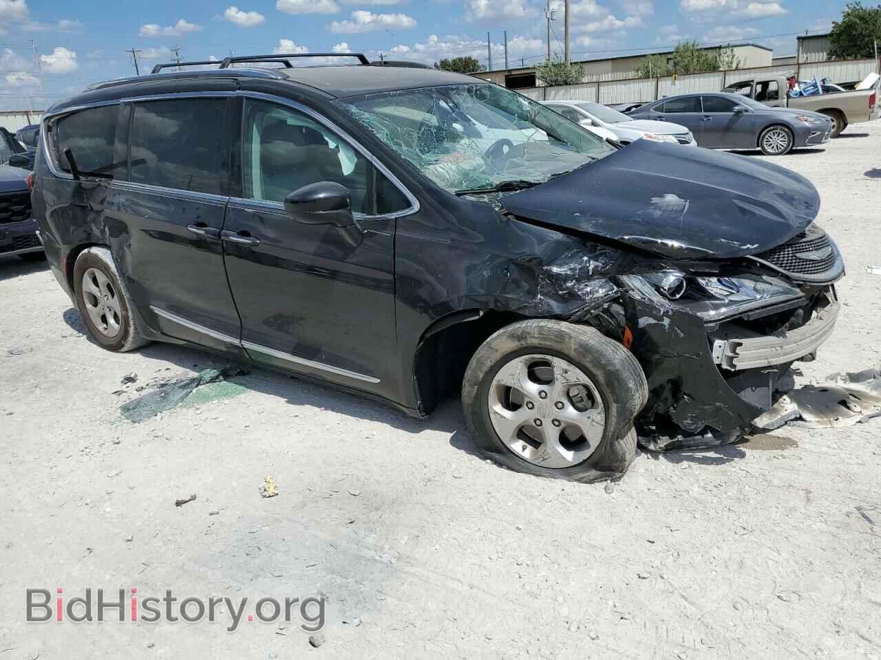 2017 CHRYSLER PACIFICA - VIN: 2C4RC1EG8HR708301 - Photo 4