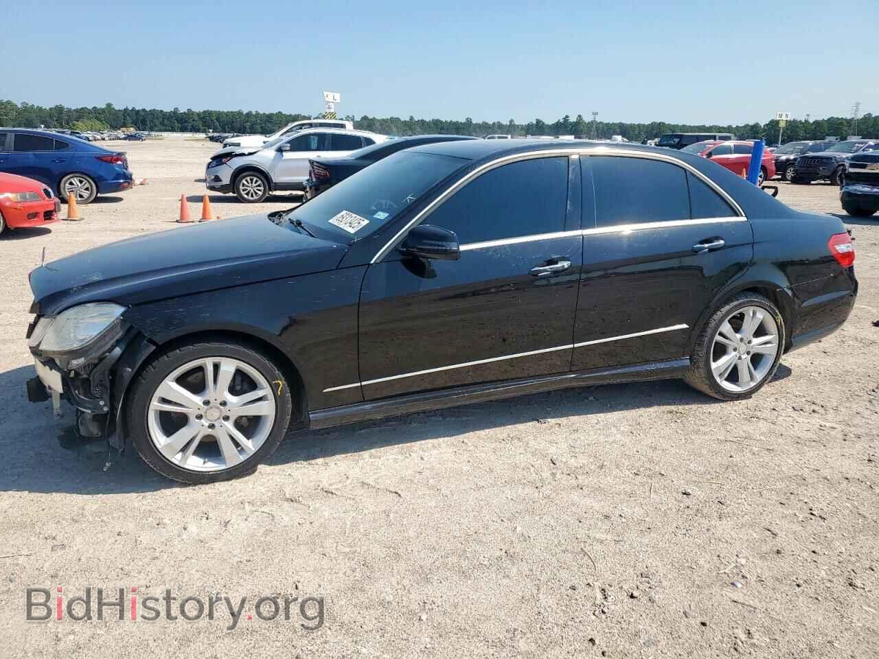 Photo WDDHF5KB2DA668532 - MERCEDES-BENZ E-CLASS 2013