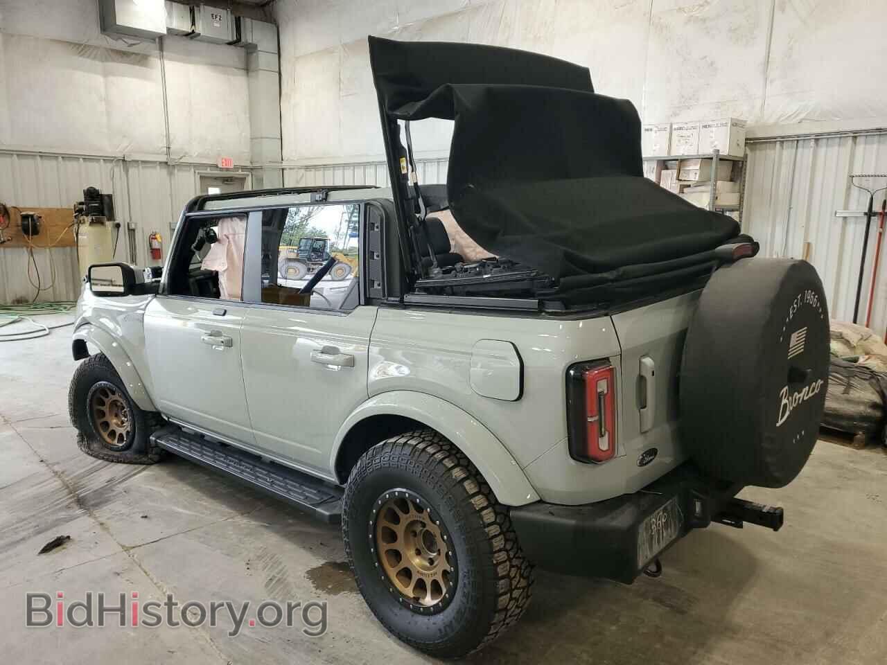 2021 FORD BRONCO - VIN: 1FMDE5BHXMLA61360 - Фото 2