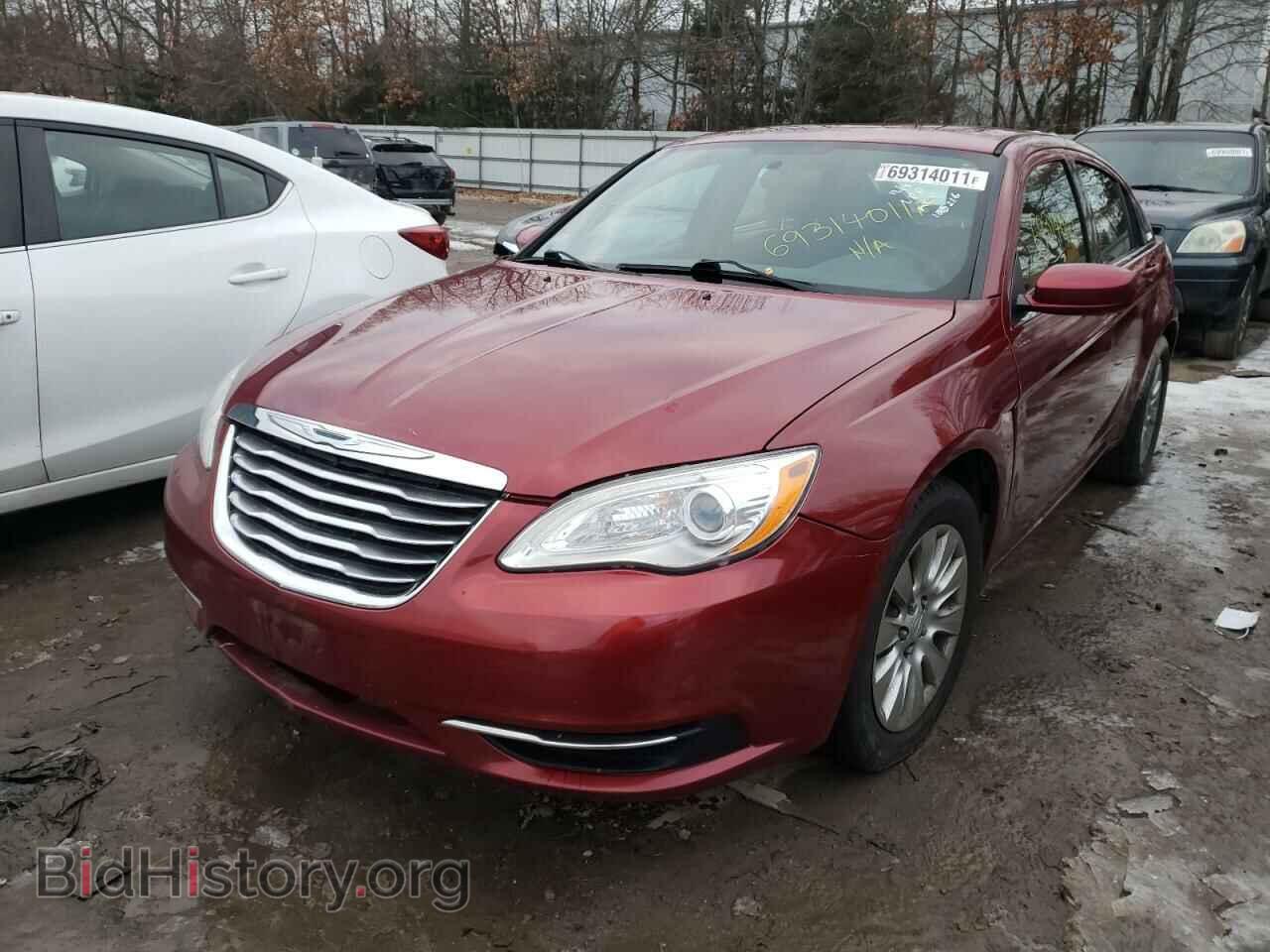 2014 CHRYSLER 200 - VIN: 1C3CCBAB2EN212946 - Фото 2