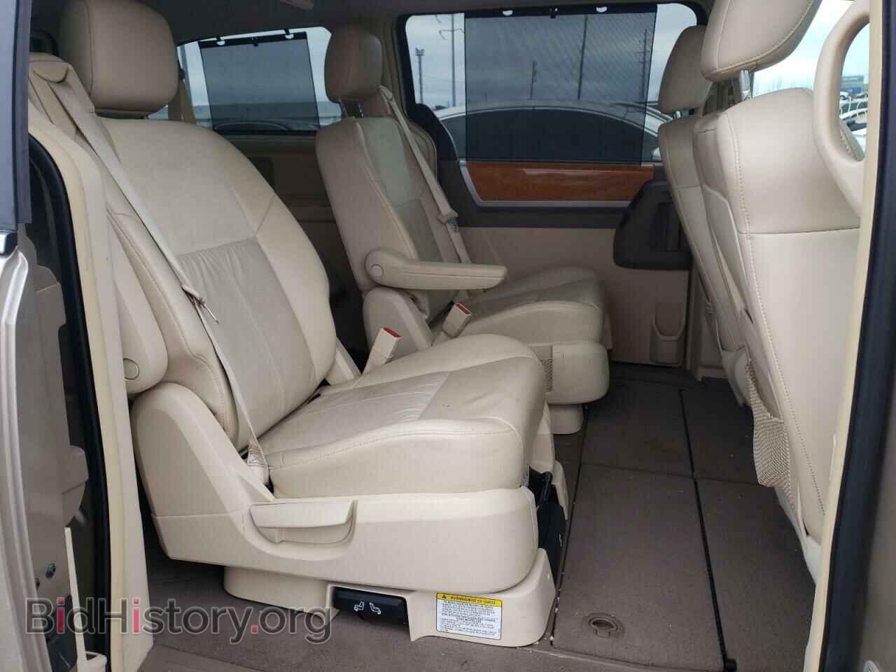 2008 CHRYSLER MINIVAN - VIN: 2A8HR64X58R661195 - Фото 6