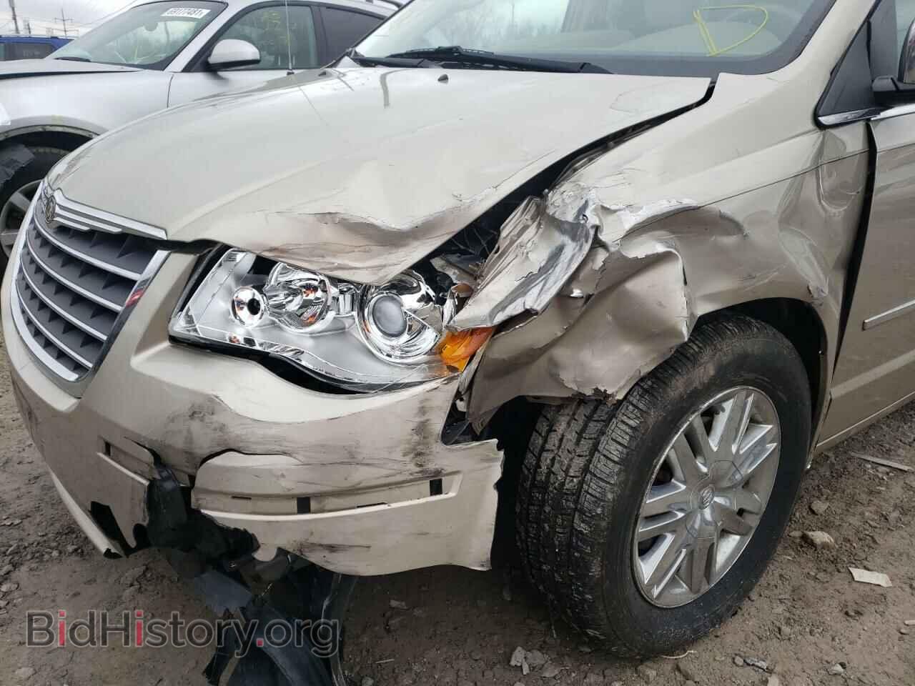 2008 CHRYSLER MINIVAN - VIN: 2A8HR64X58R661195 - Фото 9