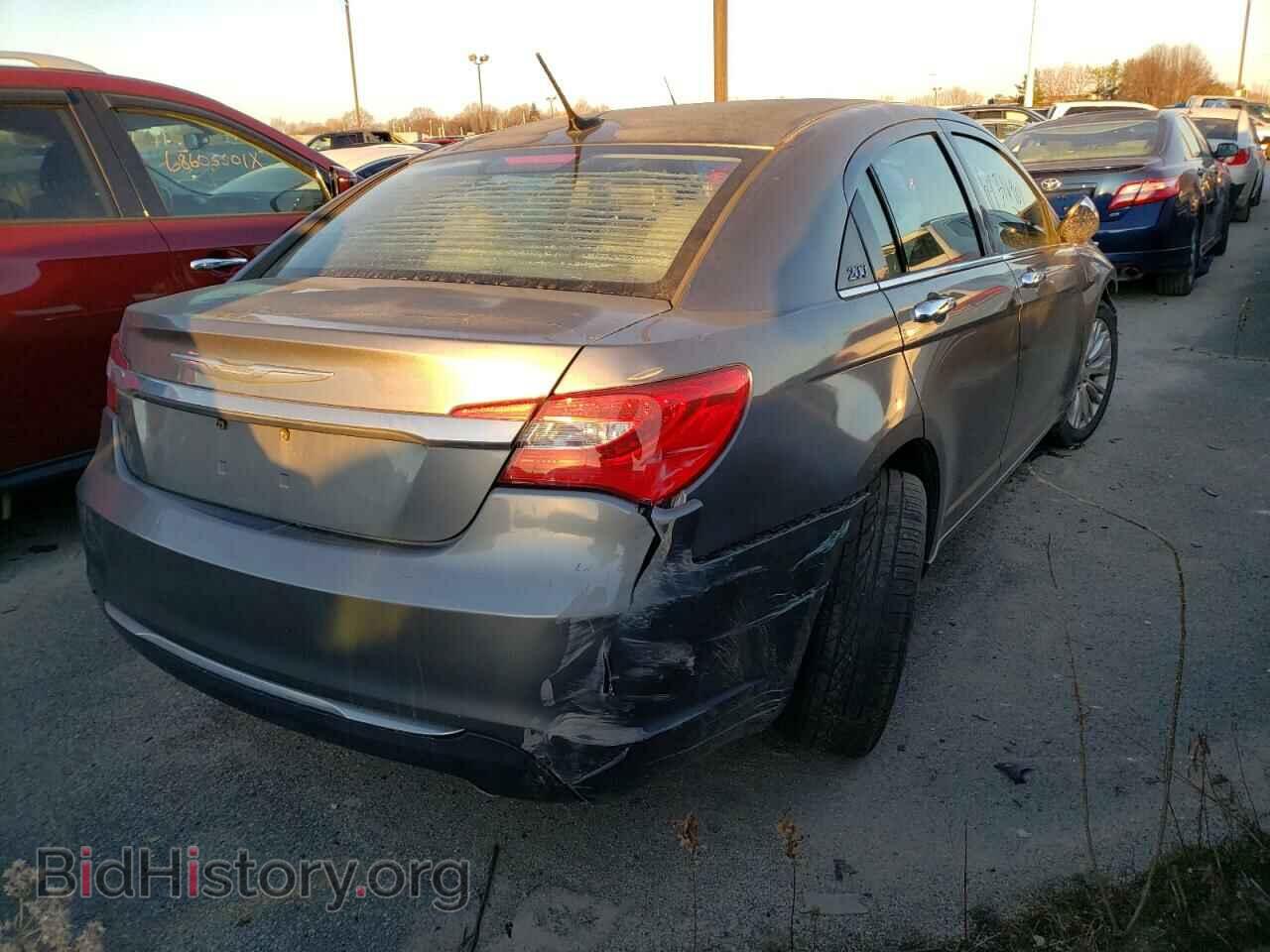 2011 CHRYSLER 200 - VIN: 1C3BC2FG1BN623279 - Фото 4