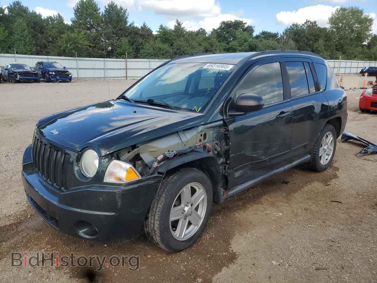 Photo 1J4NF4FBXAD560133 - JEEP COMPASS 2010