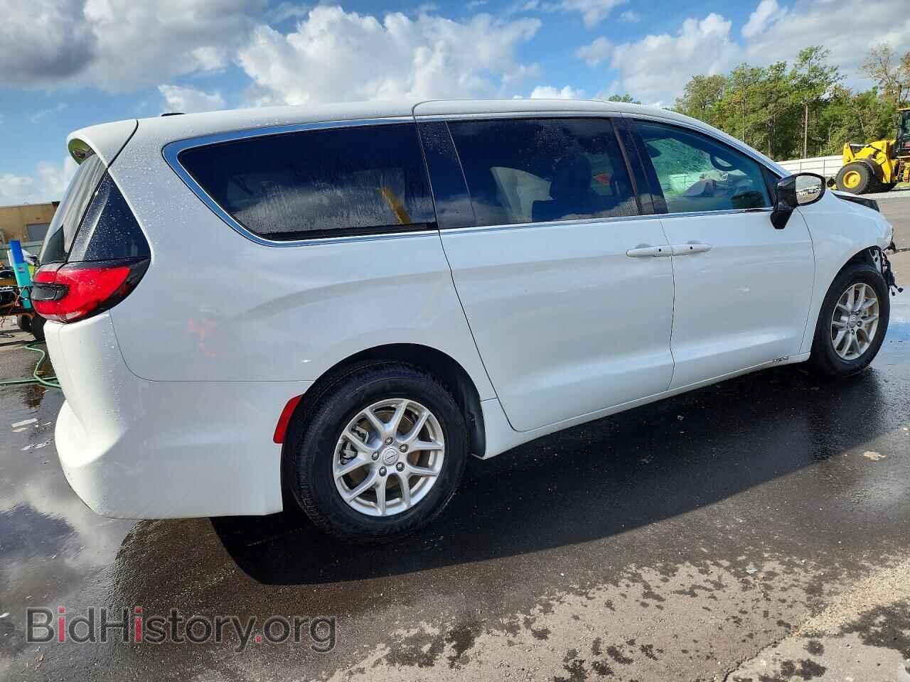 2026 CHRYSLER PACIFICA - VIN: 2C4RC1BGXTR272158 - Photo 3