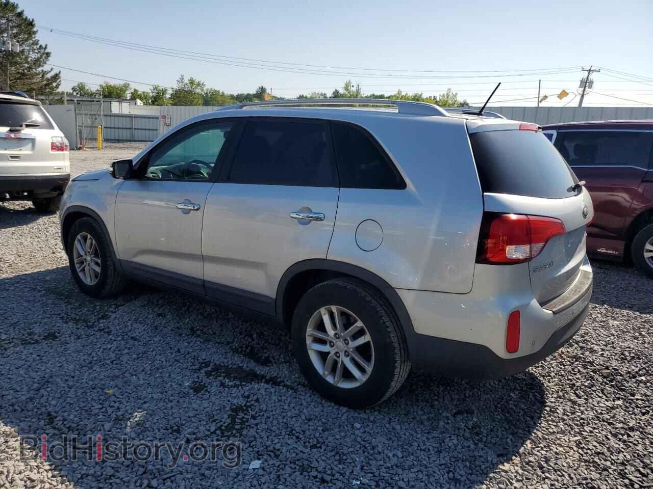 2015 KIA SORENTO - VIN: 5XYKT3A66FG551122 - Фото 2