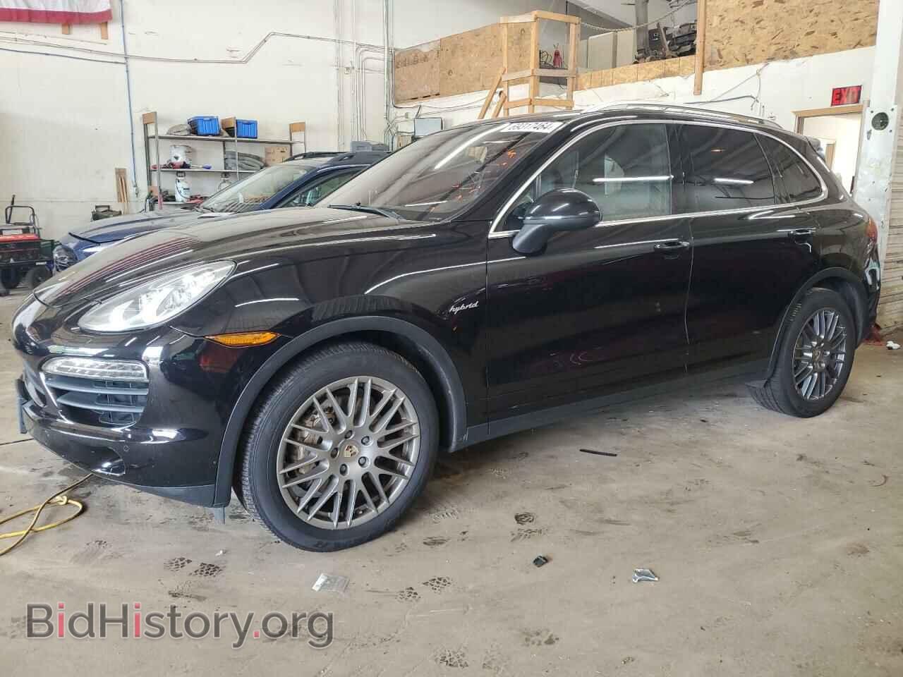 Photo WP1AE2A27BLA93133 - PORSCHE CAYENNE 2011