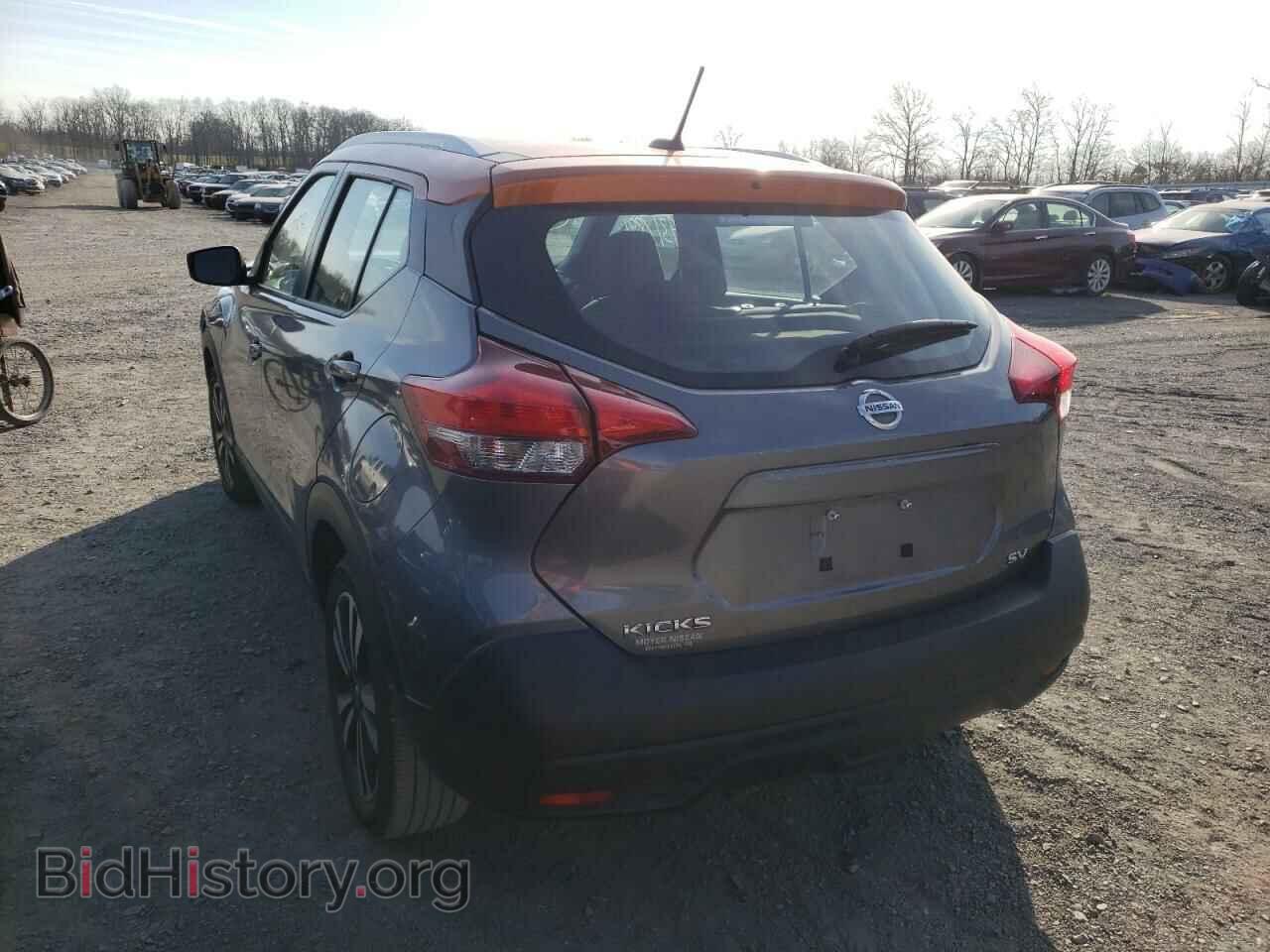 2019 NISSAN KICKS - VIN: 3N1CP5CU3KL555778 - Фото 3