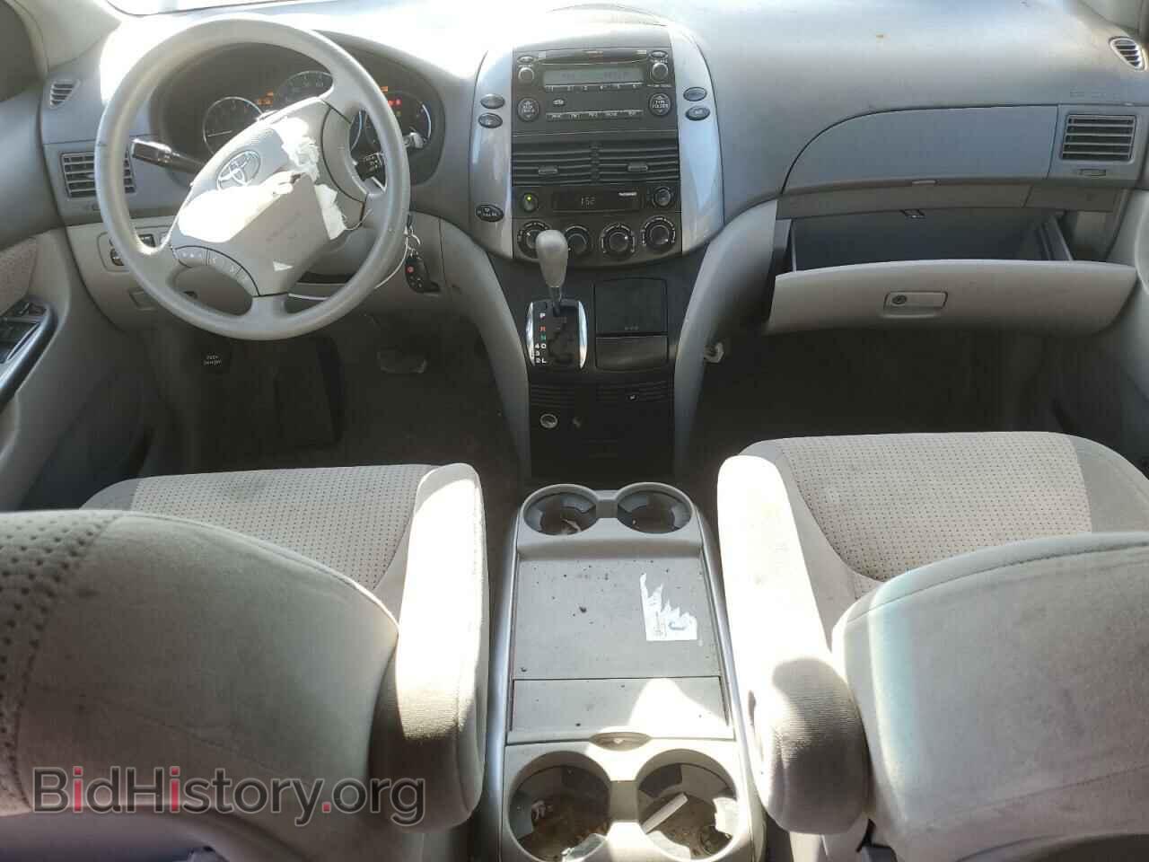 2010 TOYOTA All Models - VIN: 5TDKK4CC4AS320940 - Фото 8
