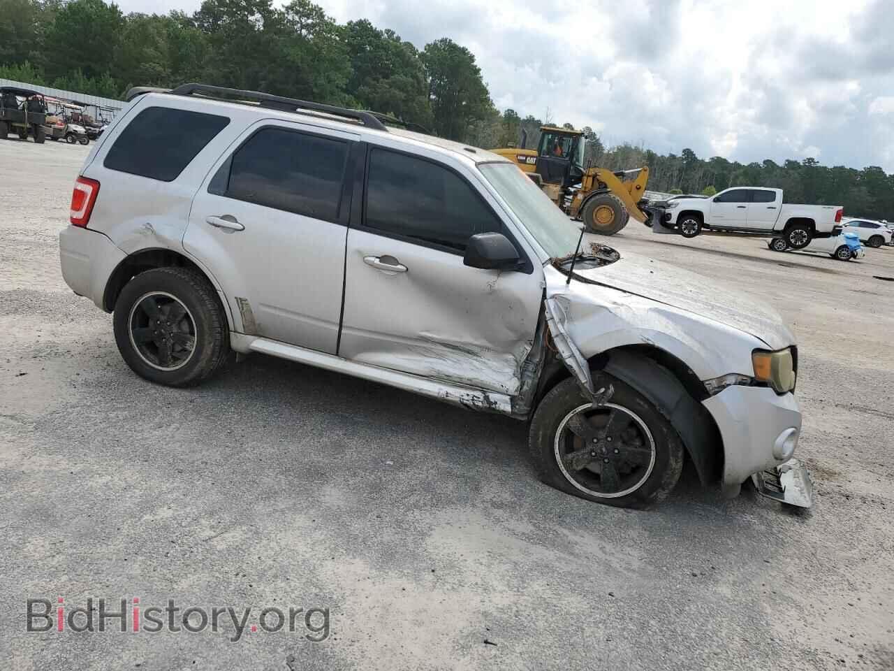 2011 FORD ESCAPE - VIN: 1FMCU0DG1BKA31253 - Фото 4