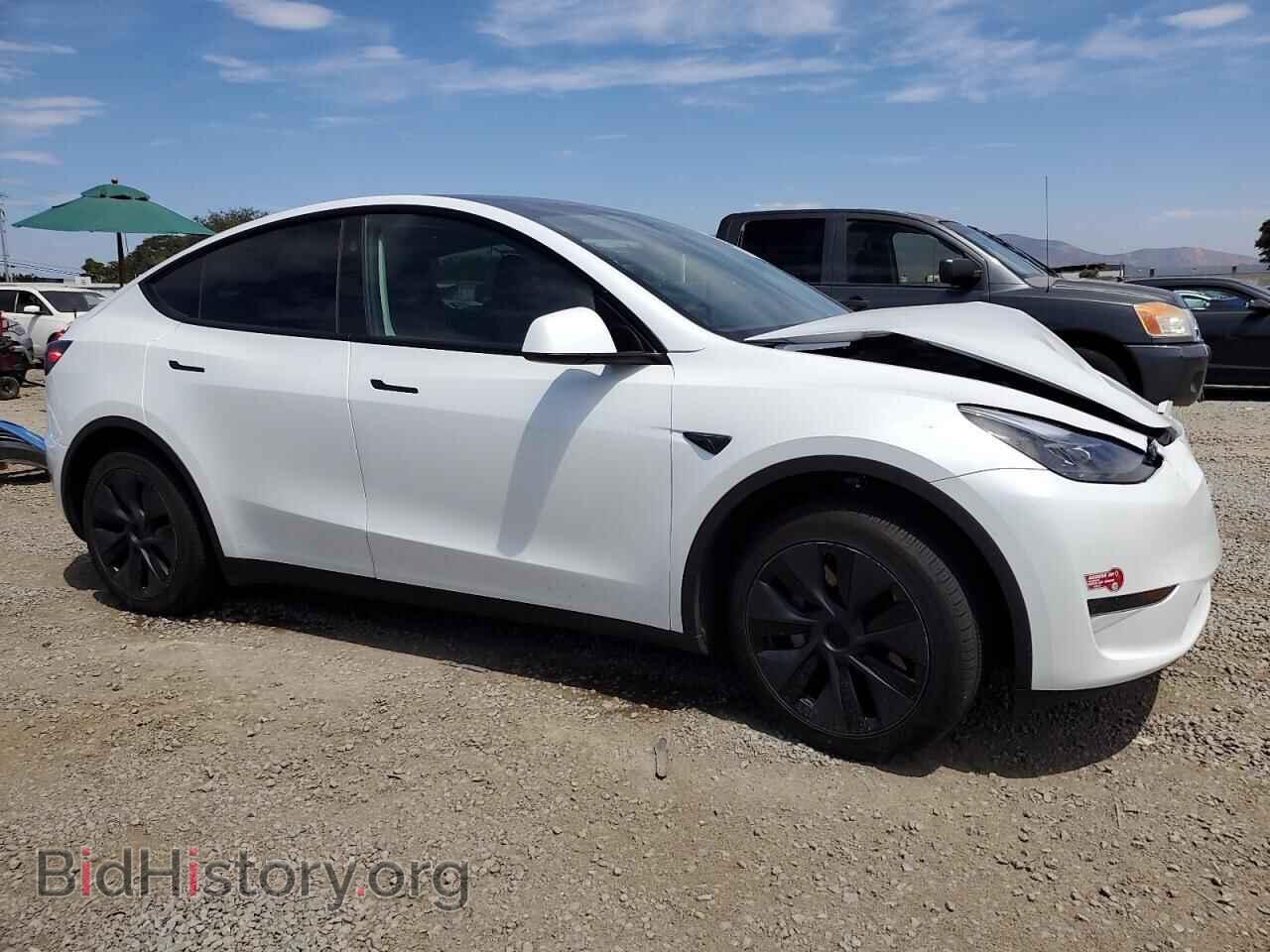 2024 TESLA MODEL Y - VIN: 7SAYGDED8RF117912 - Фото 4