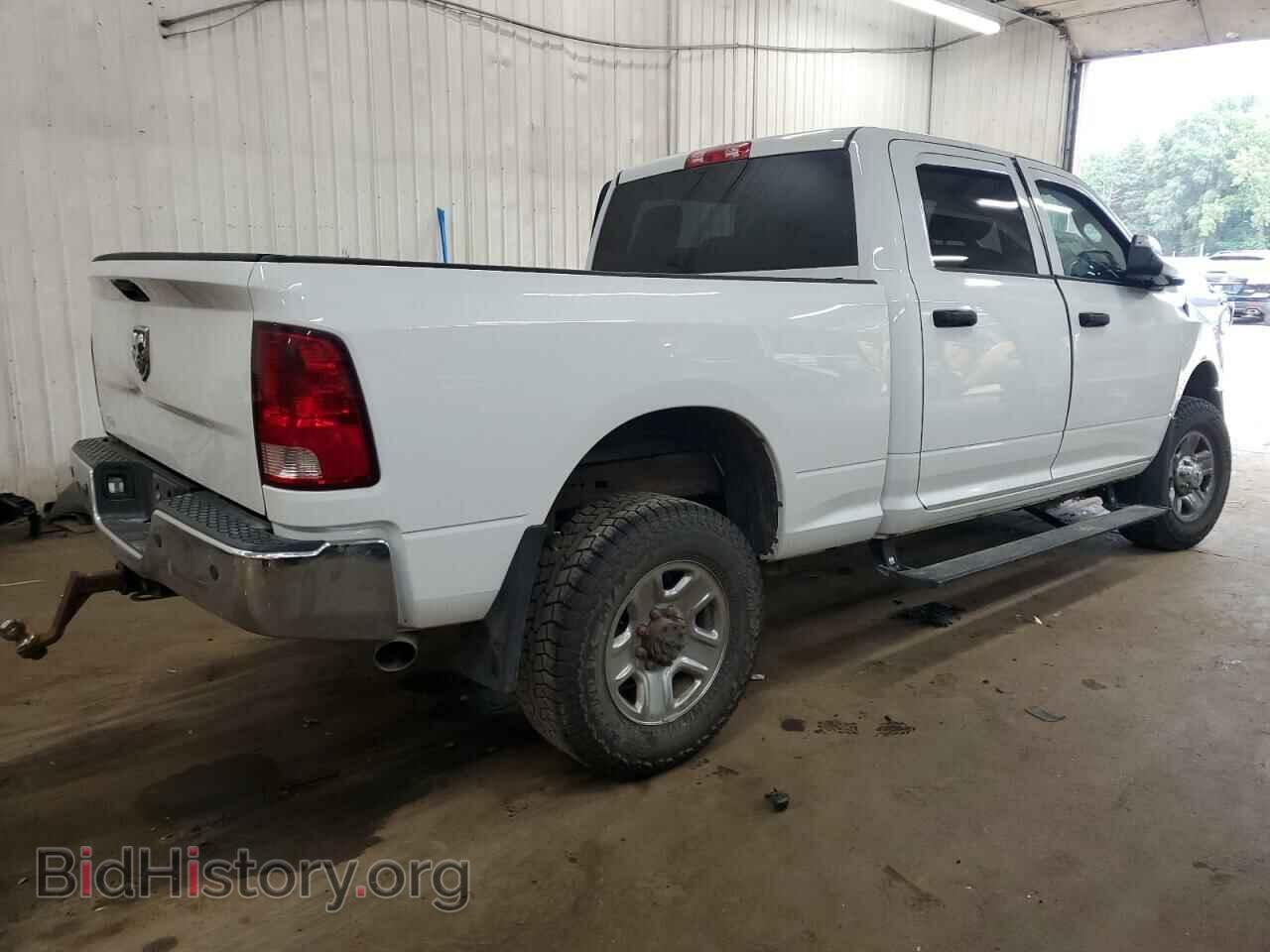 2014 RAM All Models - VIN: 3C6UR5CL1EG162837 - Photo 3