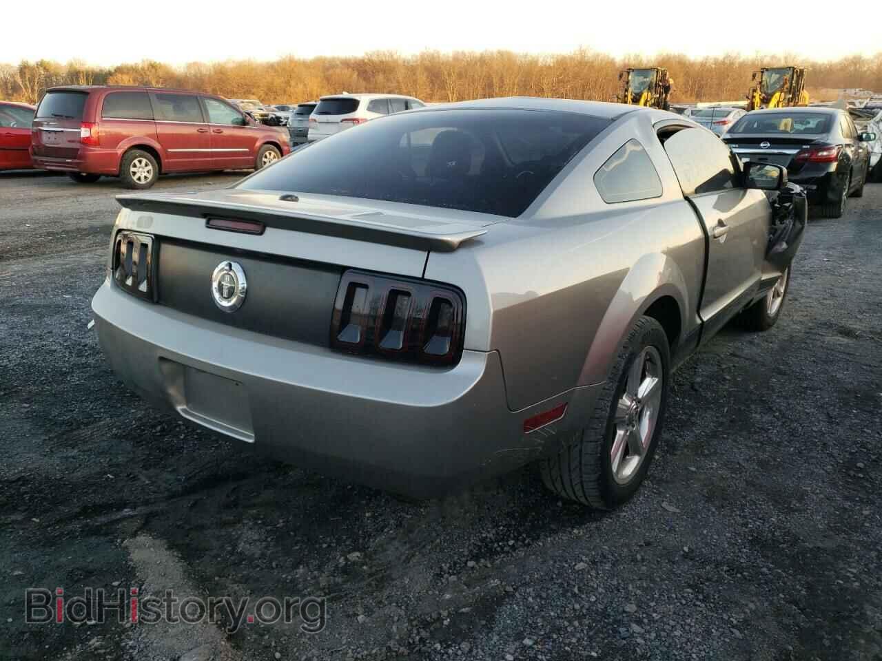 2008 FORD MUSTANG - VIN: 1ZVHT80N085114466 - Фото 4