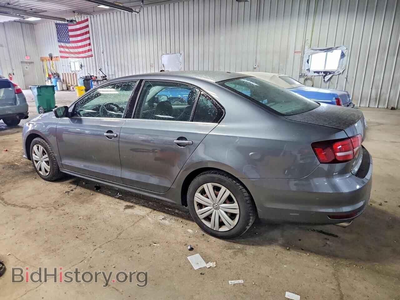 2017 VOLKSWAGEN JETTA - VIN: 3VW2B7AJ8HM360948 - Photo 2