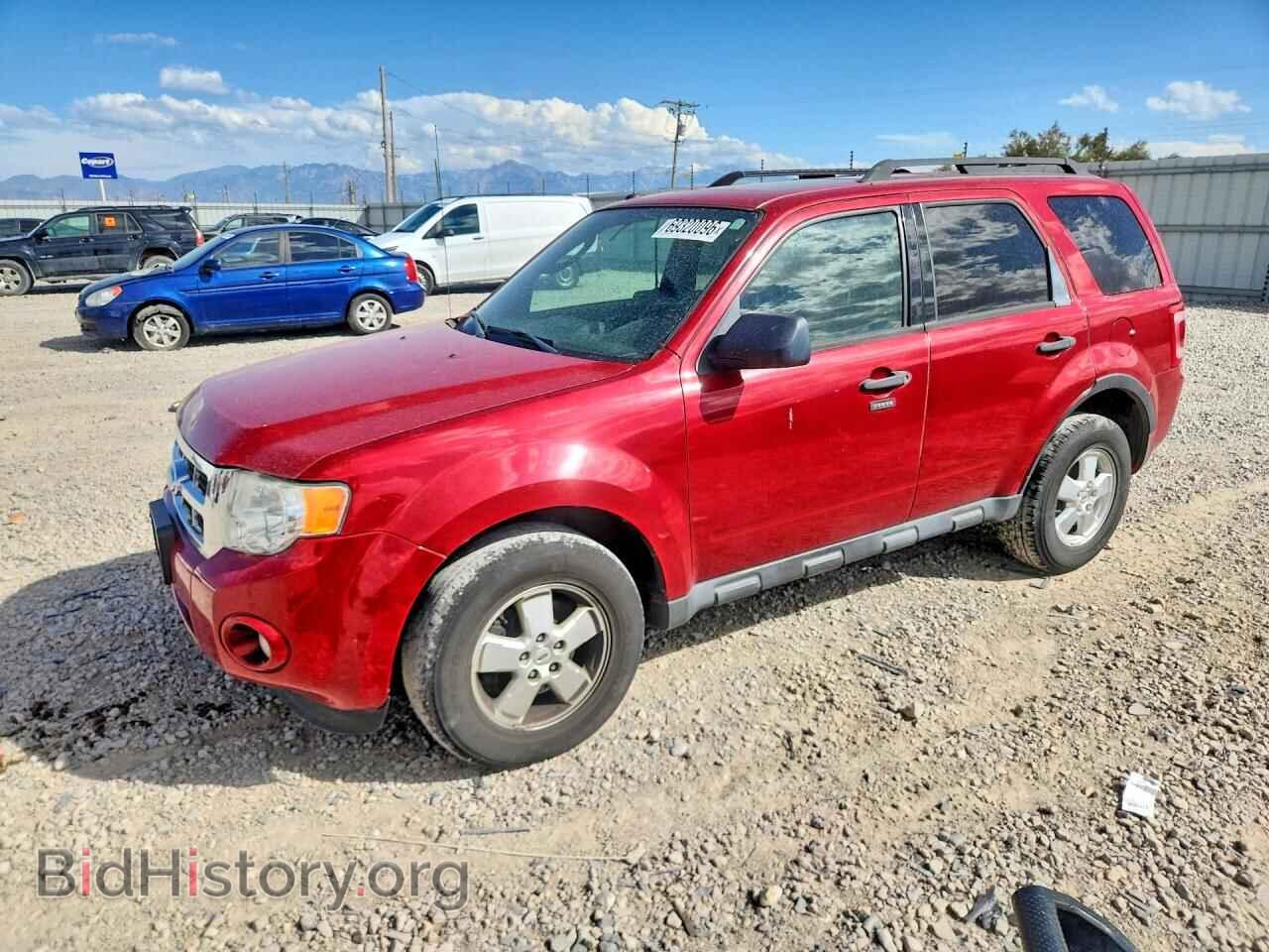 Photo 1FMCU0D79BKB20889 - FORD ESCAPE 2011